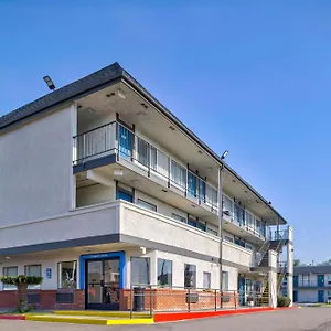 Hotel 6-anaheim, Ca - Fullerton East Anaheim